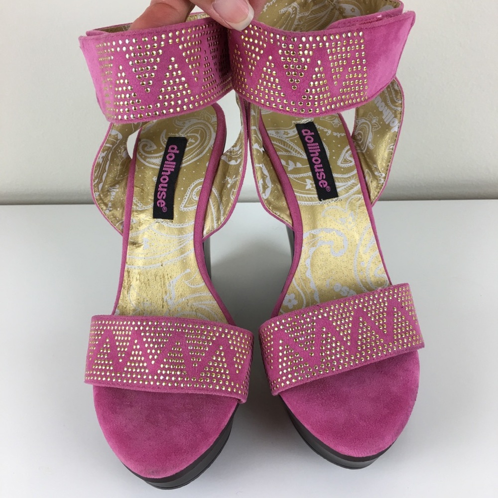 Dollhouse Brand Pink Ankle Wrap Wedges Size 7